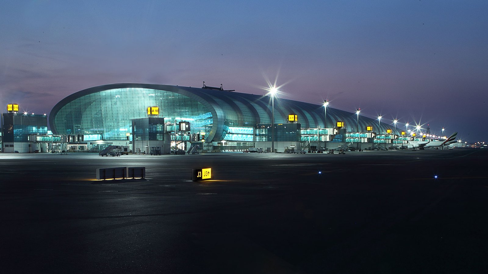Dubai International Airport (DXB)
